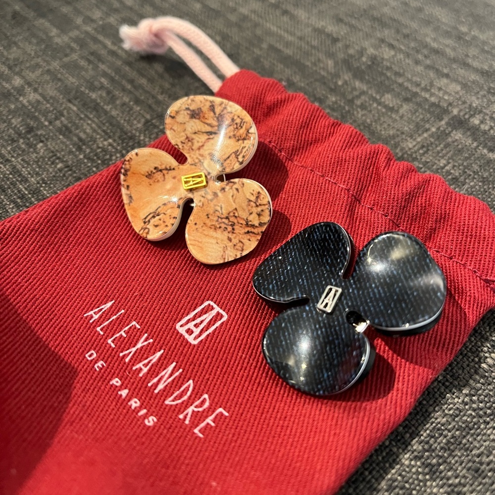 NEW 🌹 Alexandre De Paris Flower Pins